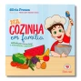 Livro infantil Na cozinha em família frente